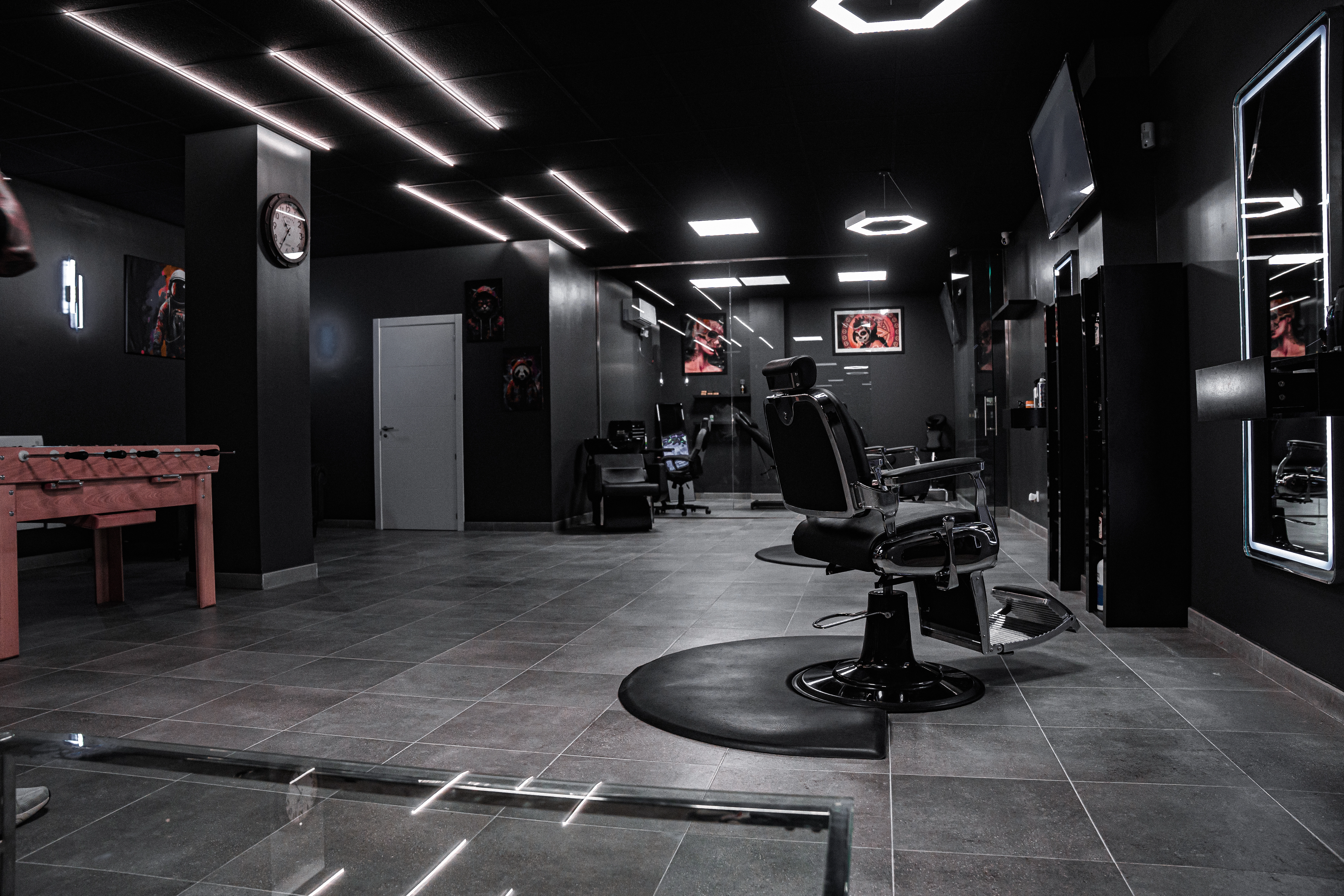 Leyenda Barber & Tattoo — Barbería y Tatuajes en Getafe y Madrid